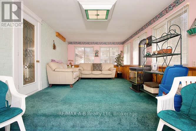 235 William Street Property Photo 7