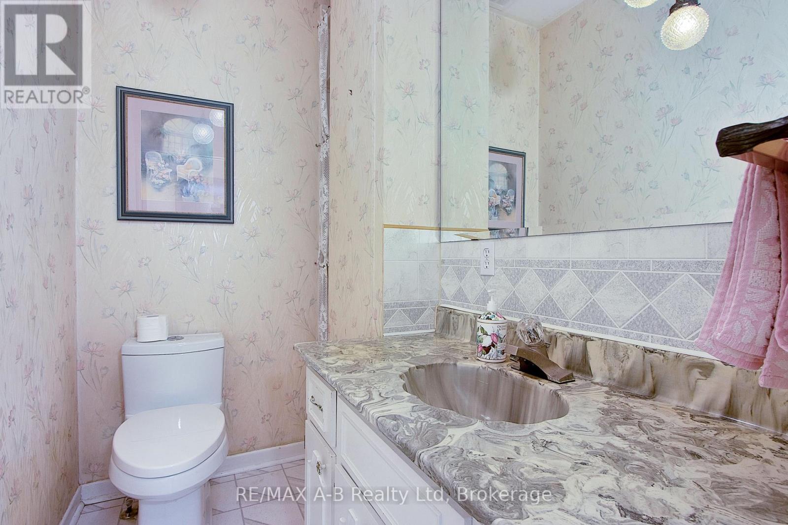235 William Street Property Photo 14