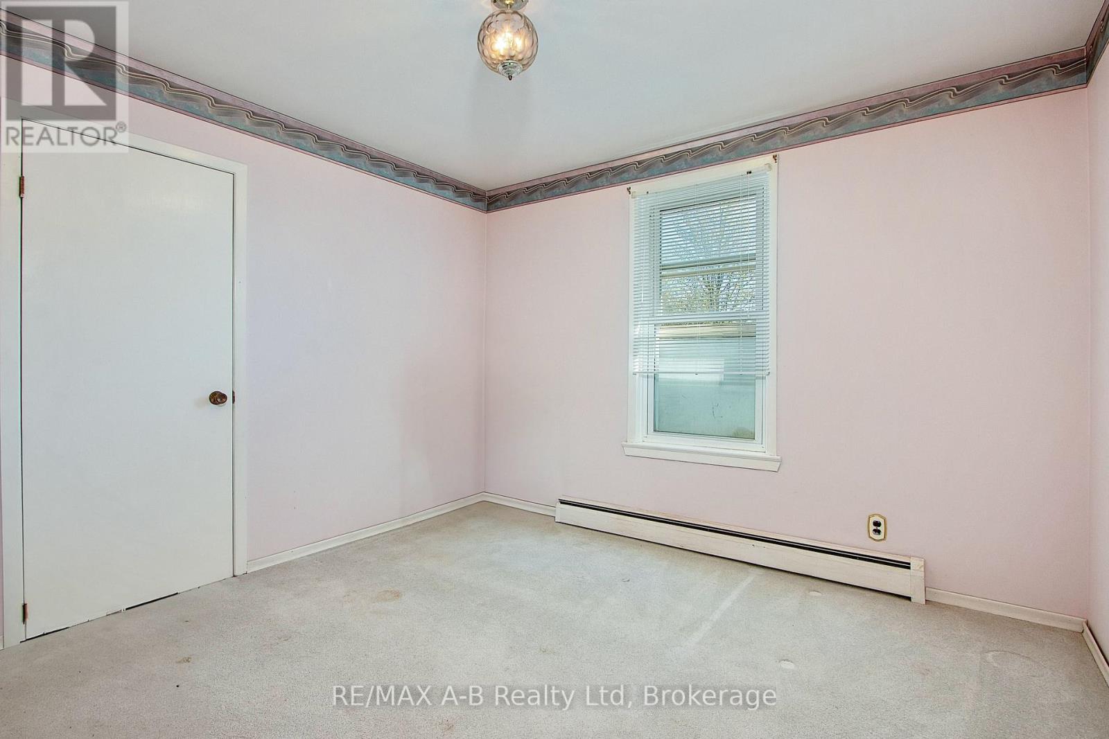 235 William Street Property Photo 15