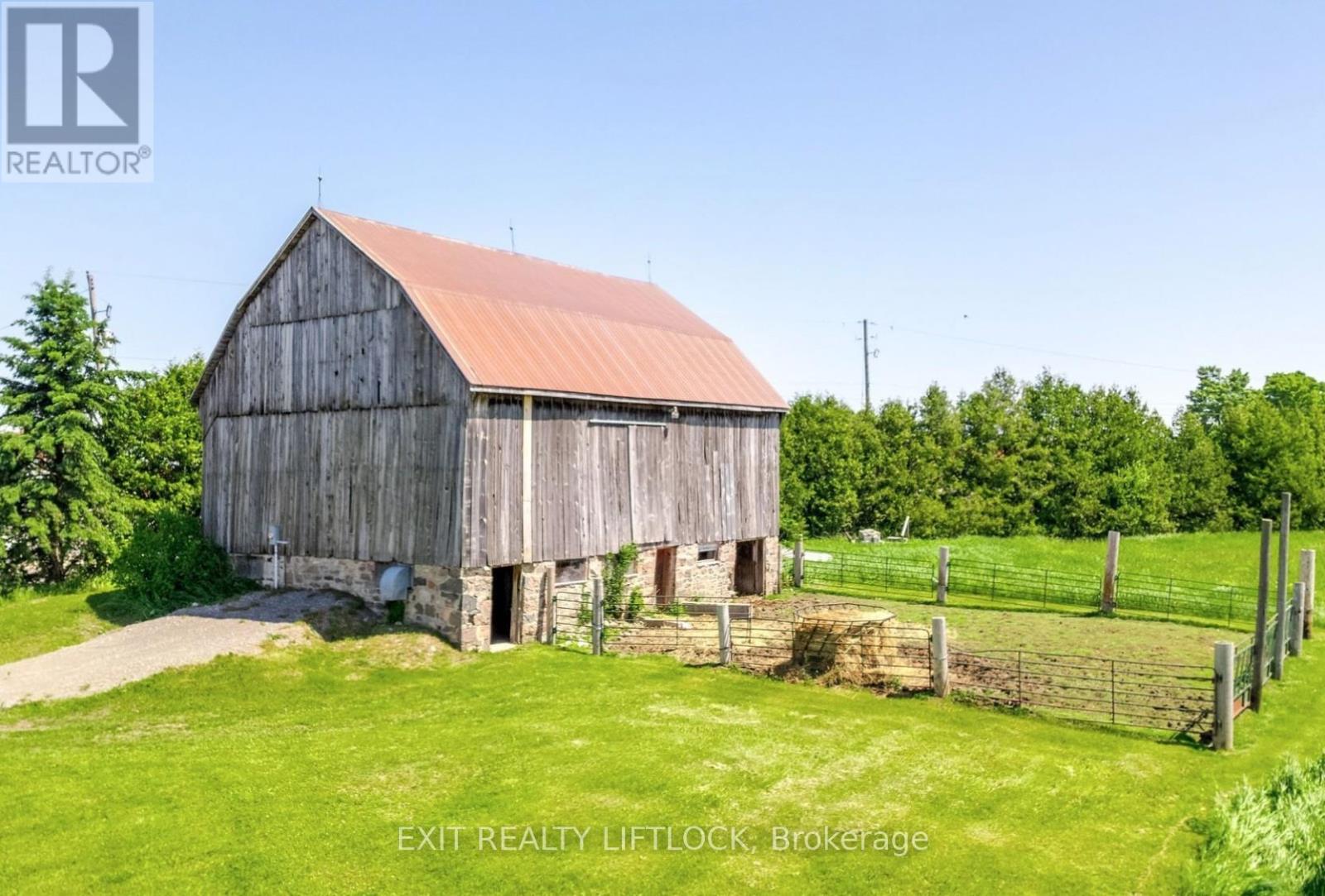 4922 Highway 7 Property Photo 3