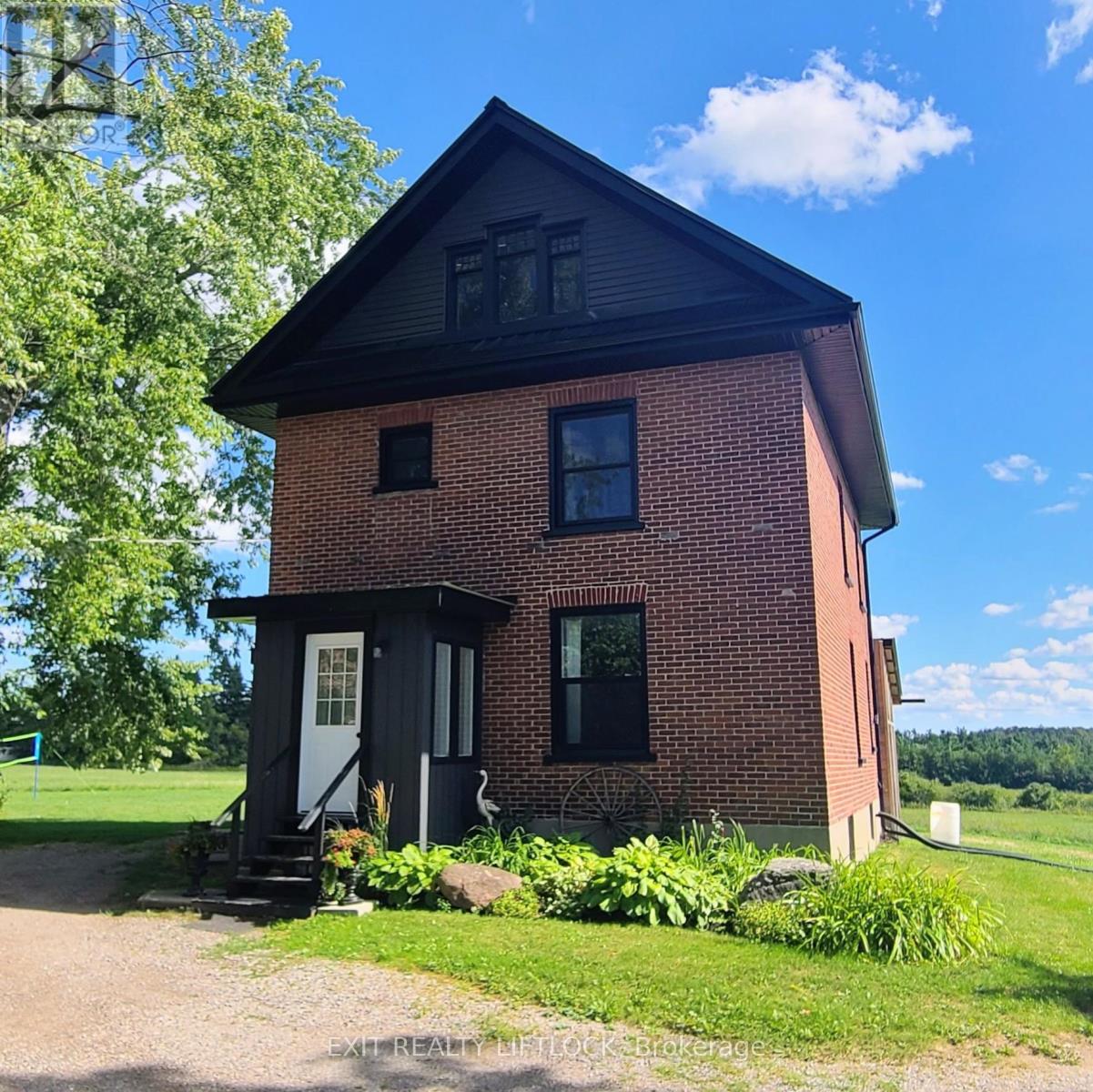 4922 Highway 7 Property Photo 4