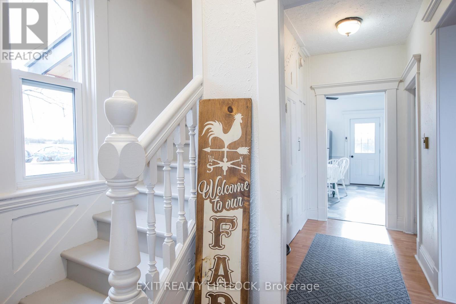 4922 Highway 7 Property Photo 5