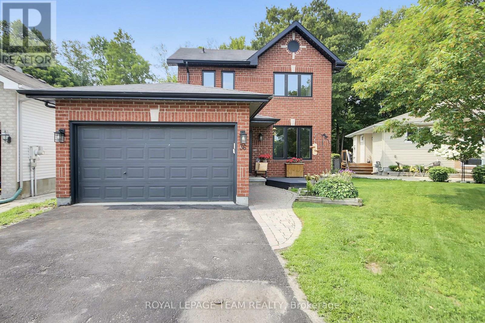 36 STEGGALL CRESCENT