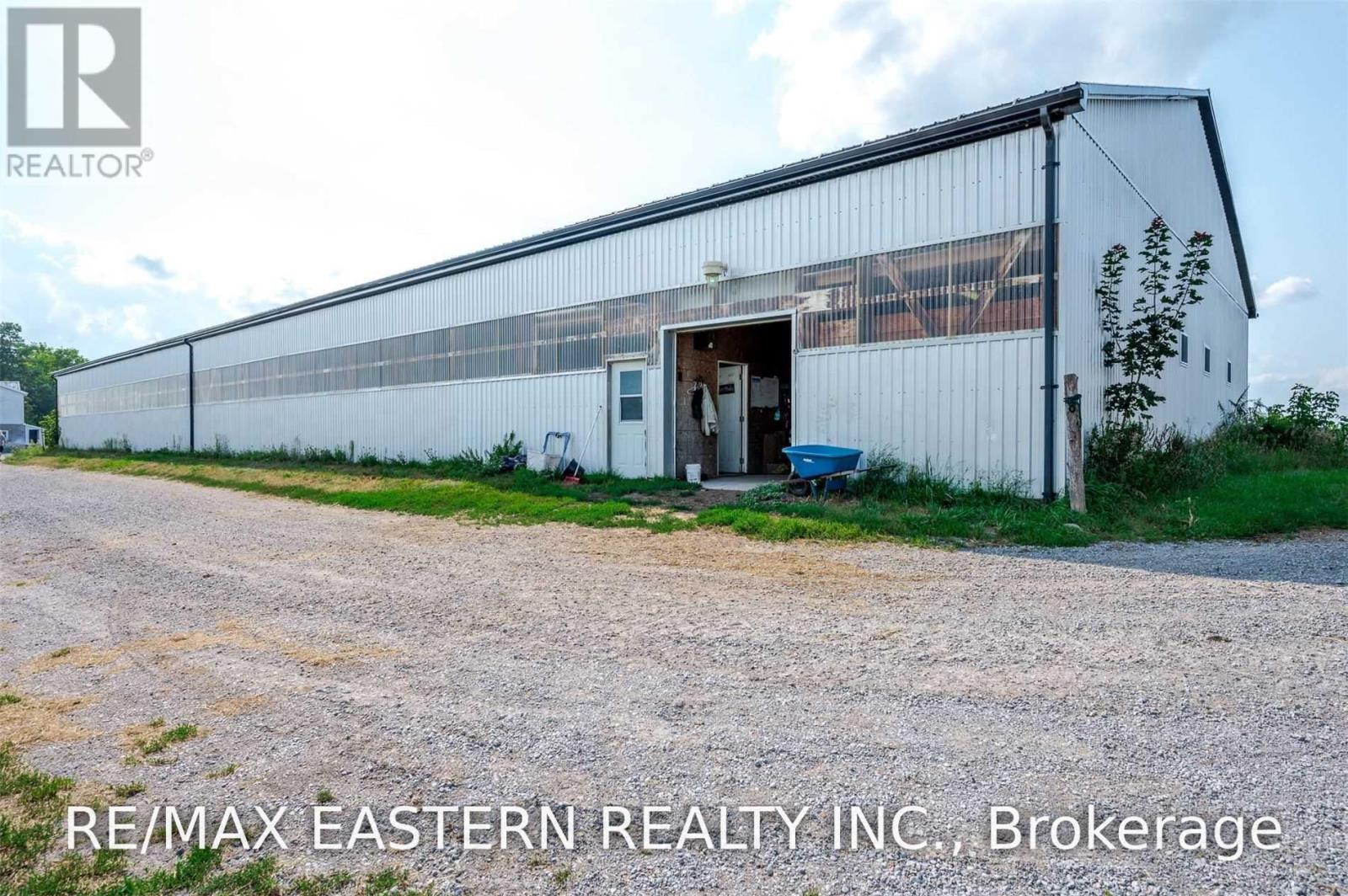 583 Second Line Property Photo 7