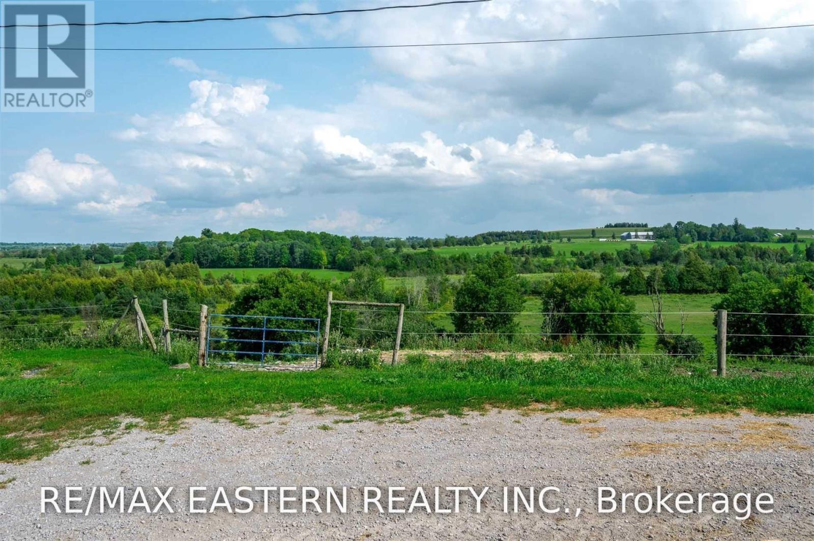 583 Second Line Property Photo 10