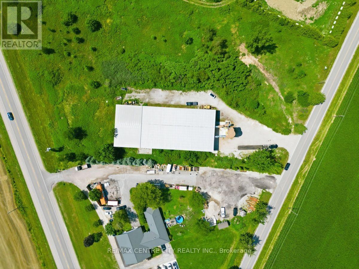 23819 Coldstream Road Property Photo 4