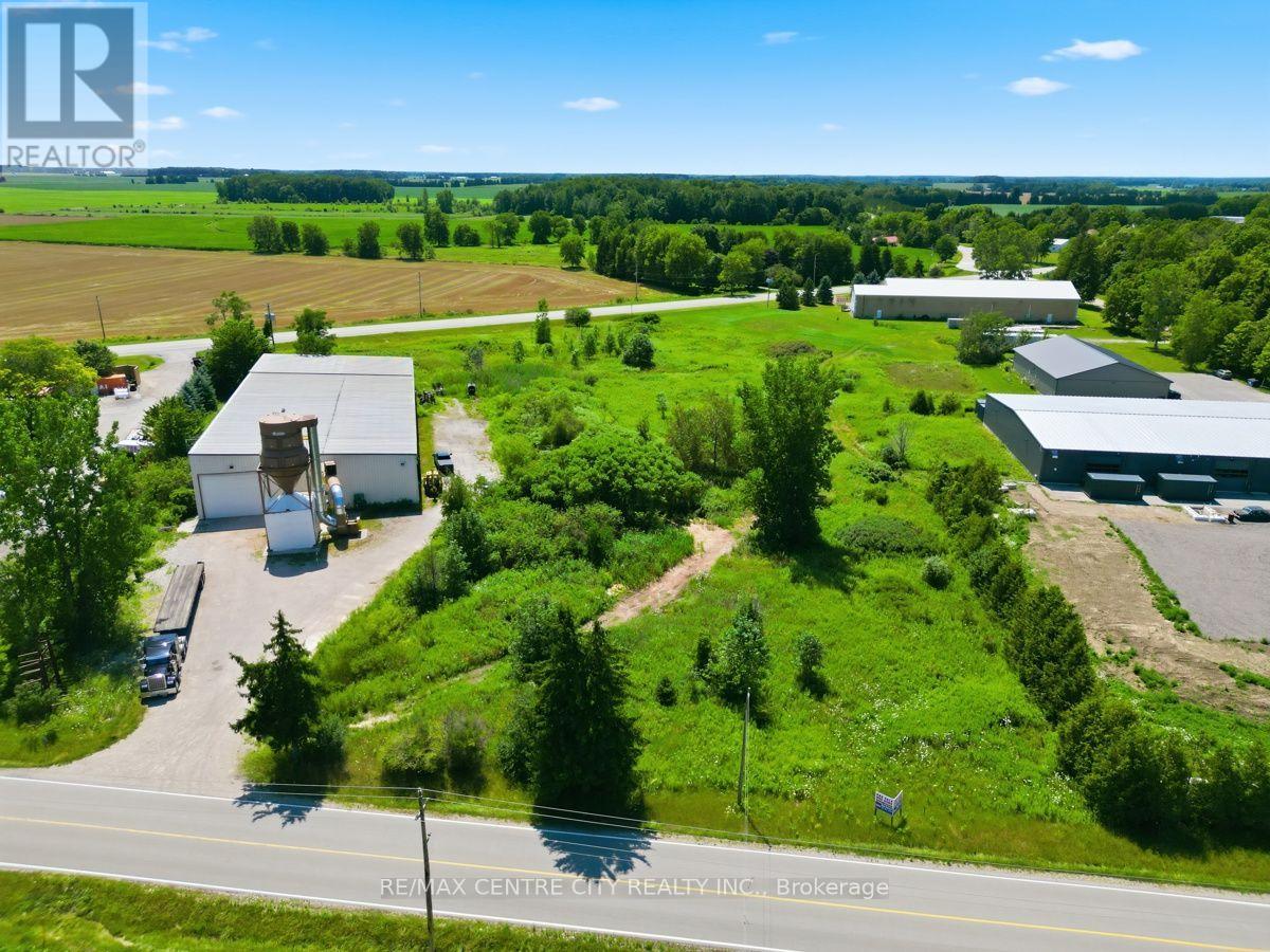 23819 Coldstream Road Property Photo 8
