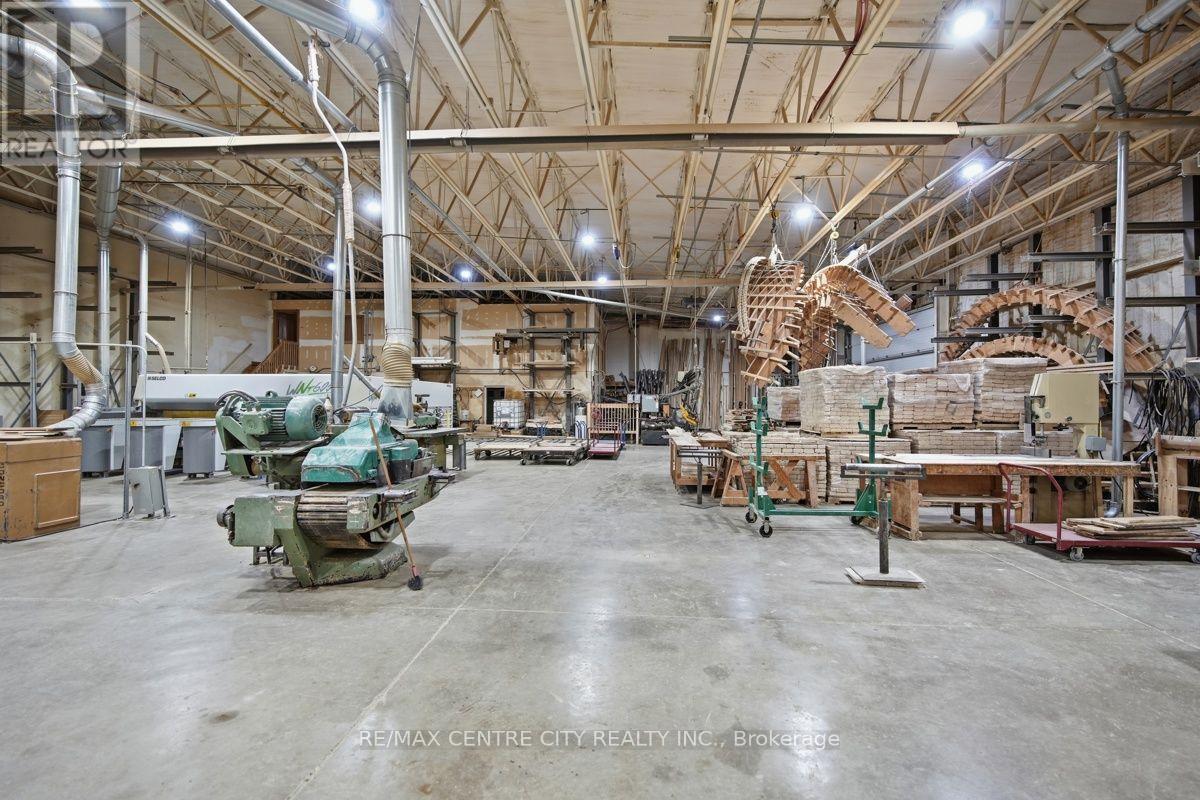 23819 Coldstream Road Property Photo 16