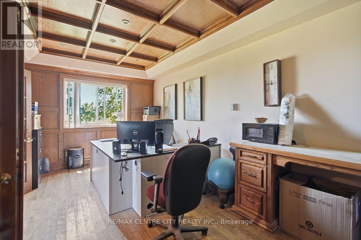 23819 Coldstream Road Property Photo 37