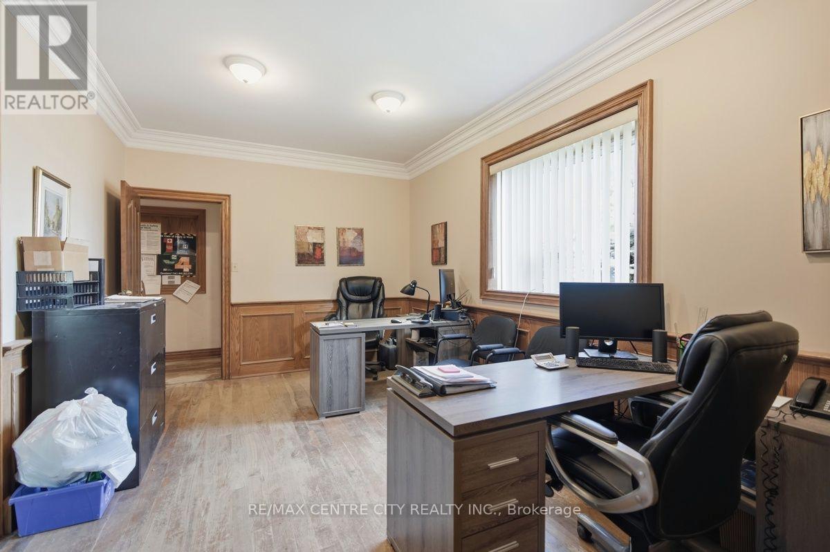 23819 Coldstream Road Property Photo 38