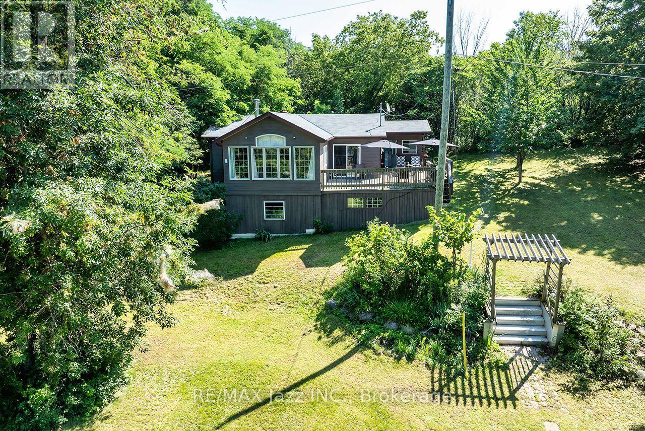 50 Long Island Property Photo 1