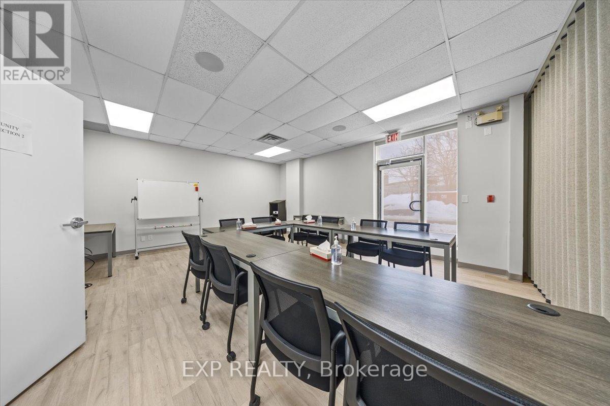 945 Wellington Street Property Photo 16