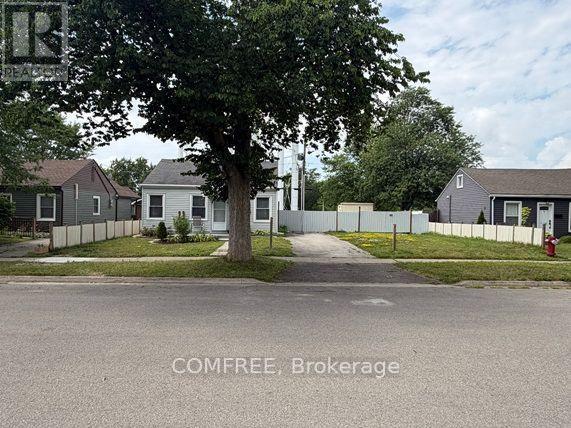 142 MCARTHUR AVENUE