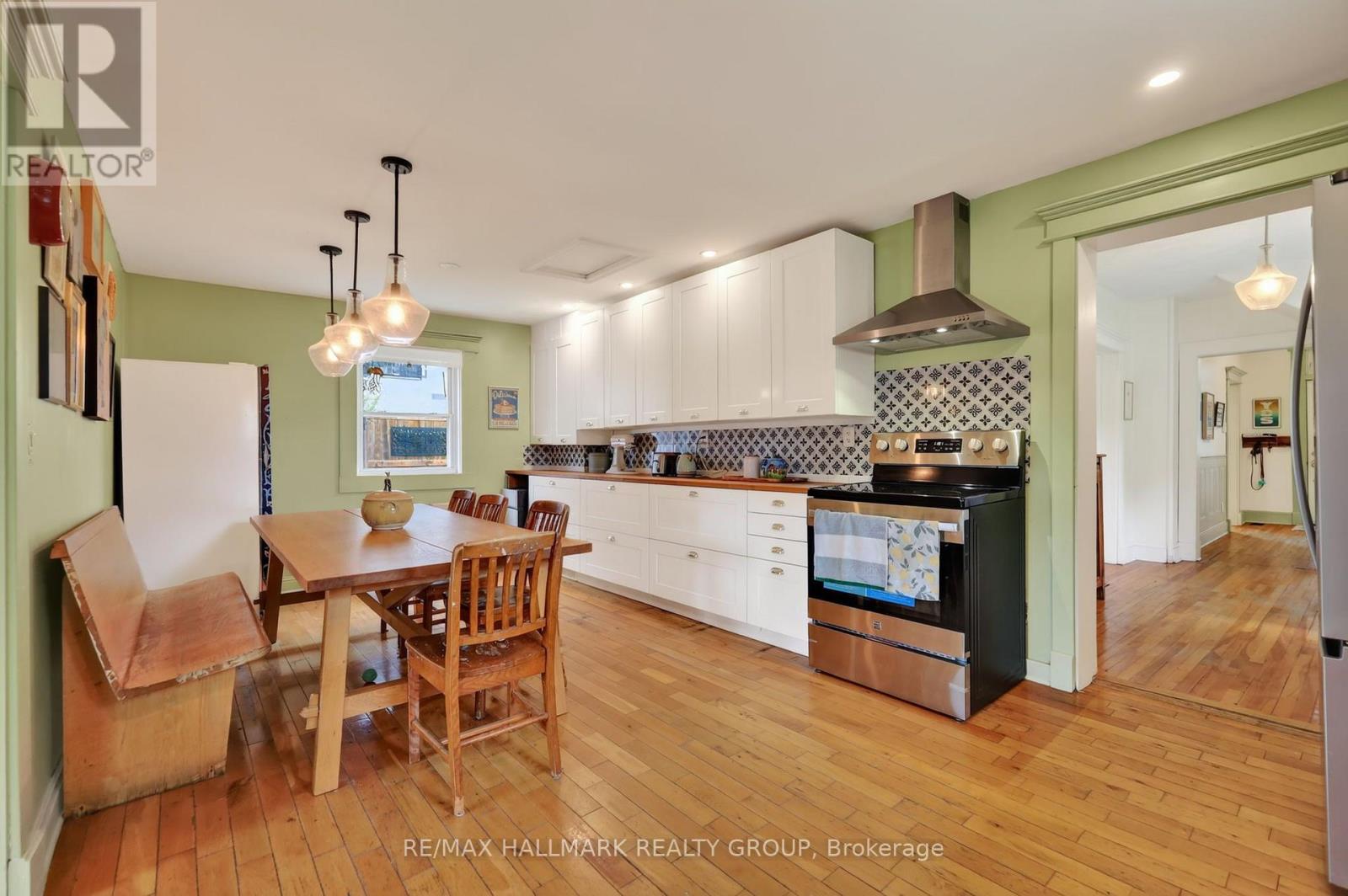 664 Center Street Property Photo 13