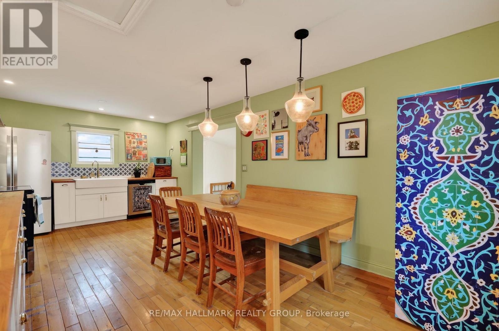 664 Center Street Property Photo 16