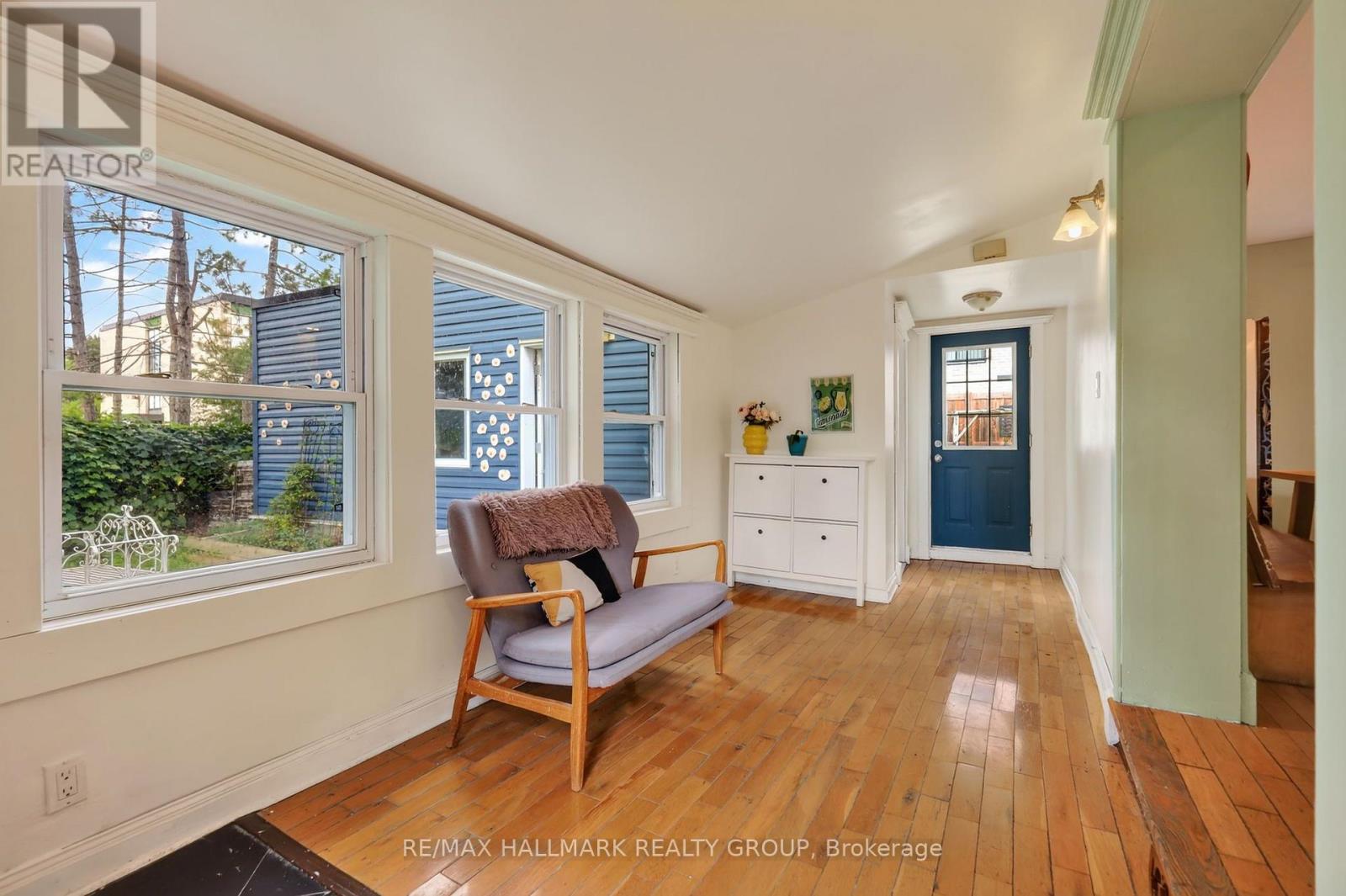 664 Center Street Property Photo 18