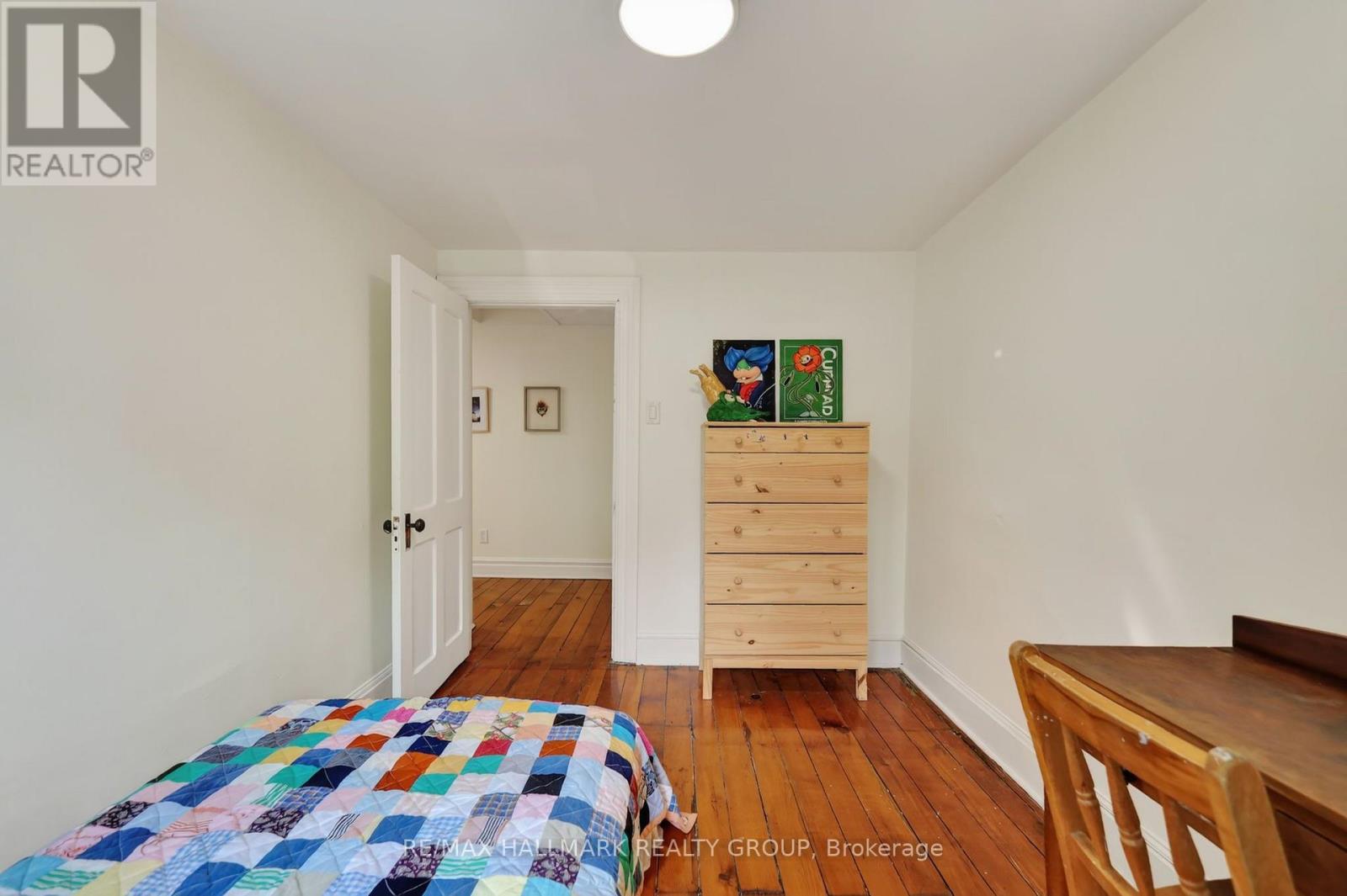 664 Center Street Property Photo 28