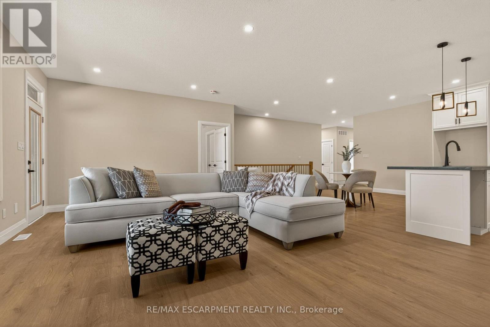 108 St. Michael's Street Property Photo 23