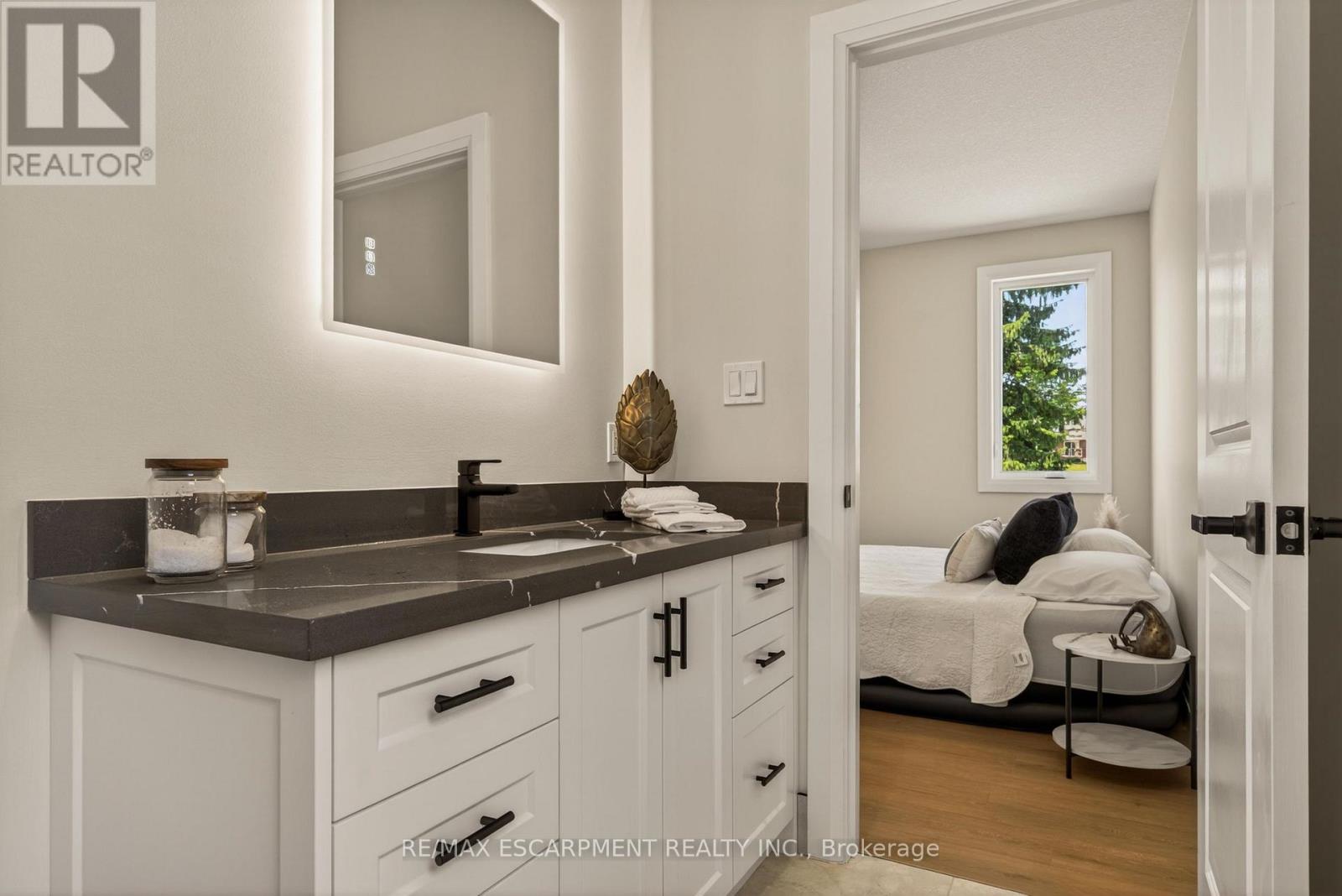 108 St. Michael's Street Property Photo 24