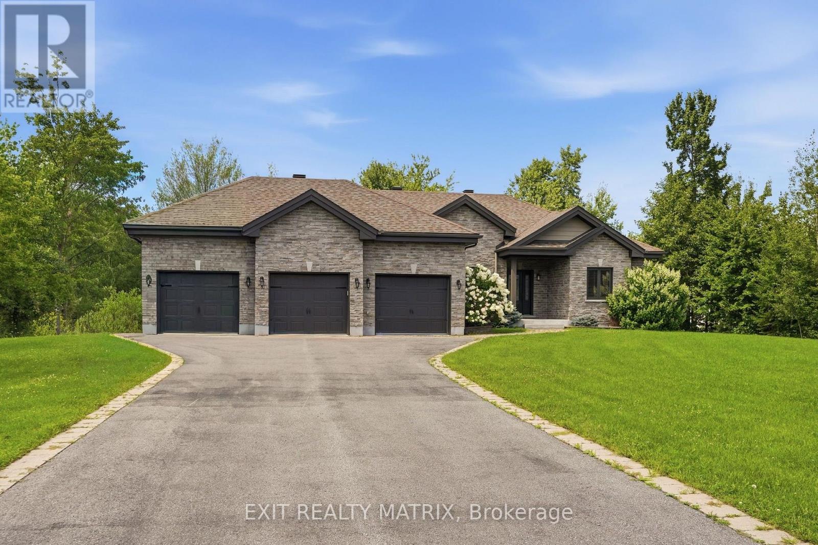 501 Du Parc Road Property Photo 1