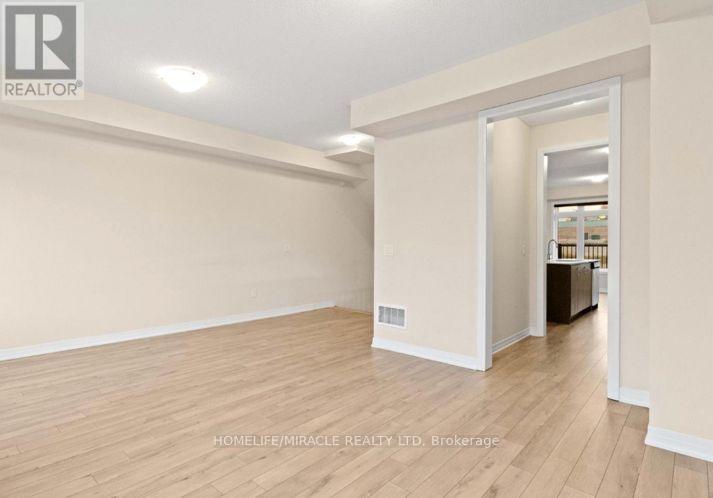 109 - 585 Colborne Street E Property Photo 5