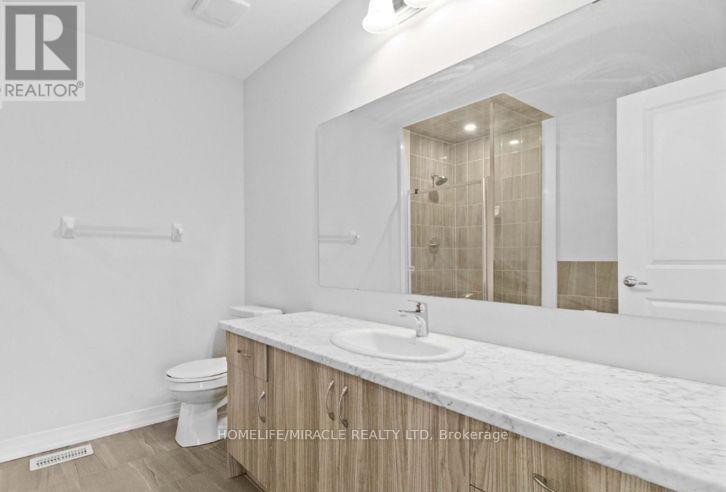 109 - 585 Colborne Street E Property Photo 18
