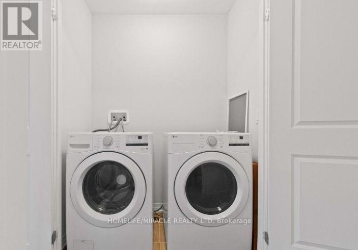 109 - 585 Colborne Street E Property Photo 24