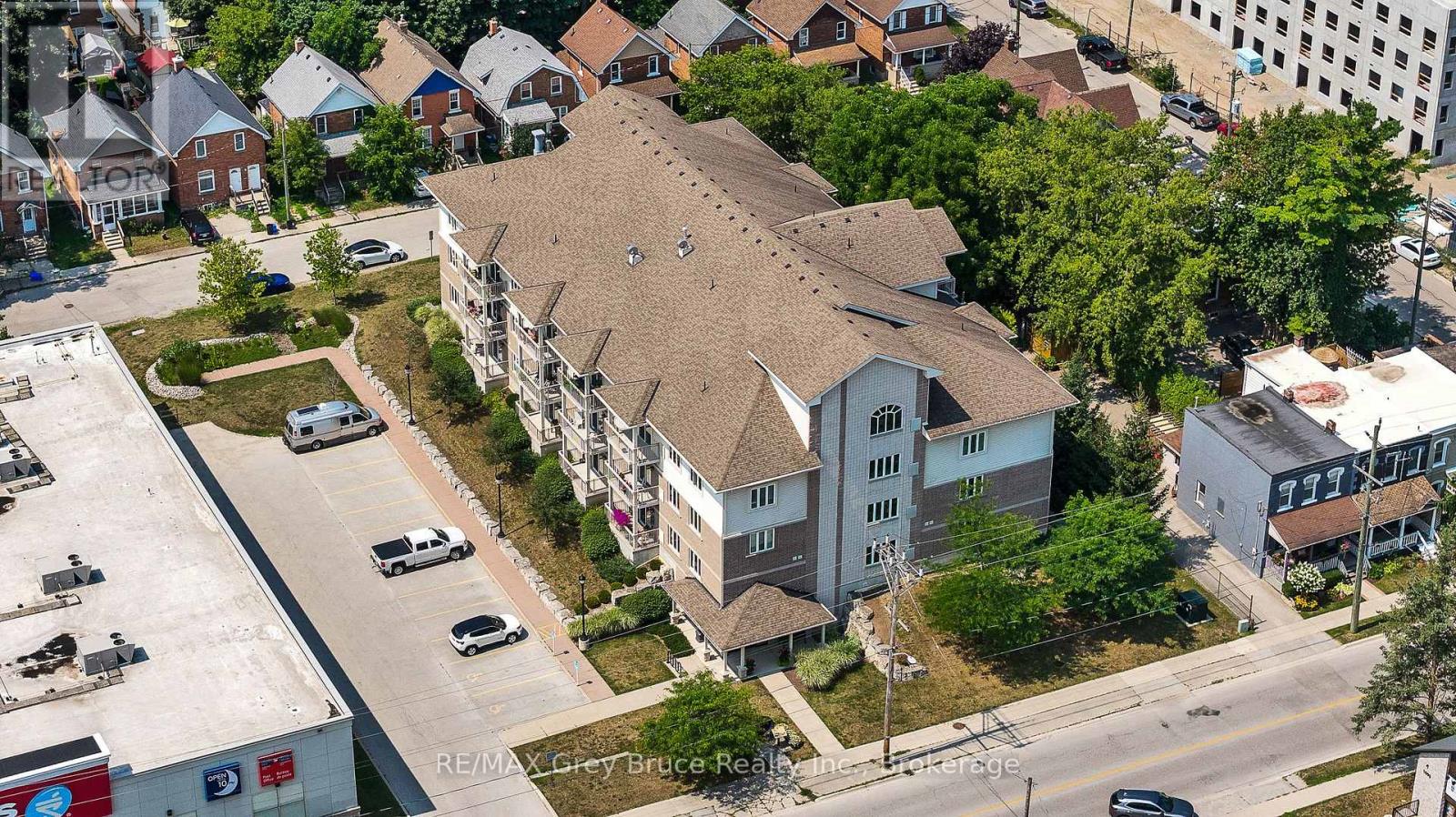 204 - 1050 1st Avenue W Property Photo 39