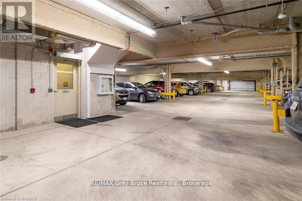 204 - 1050 1st Avenue W Property Photo 44