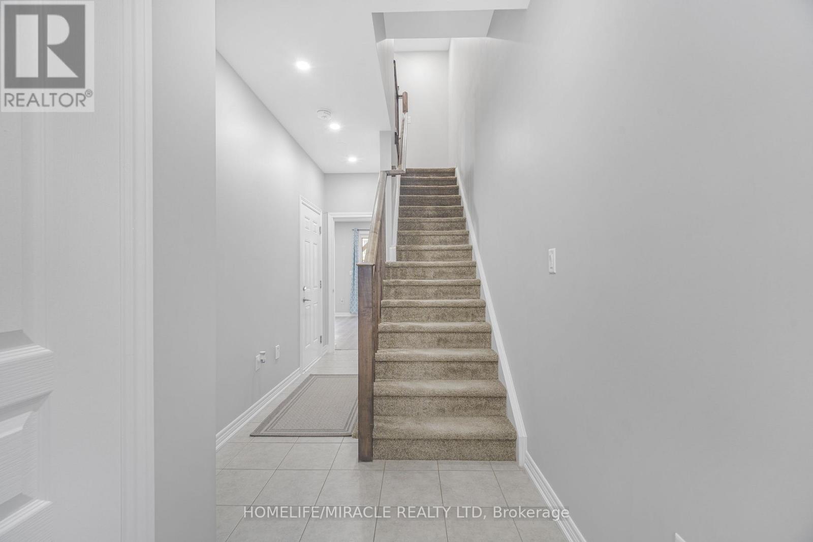144 - 1890 Rymal Road E Property Photo 11