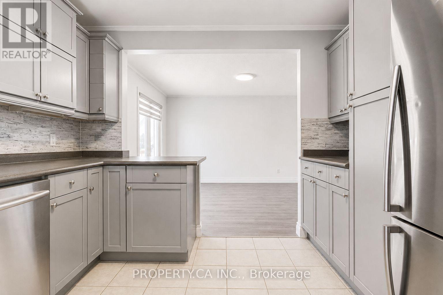 Upper - 71 Highpark Avenue Property Photo 4