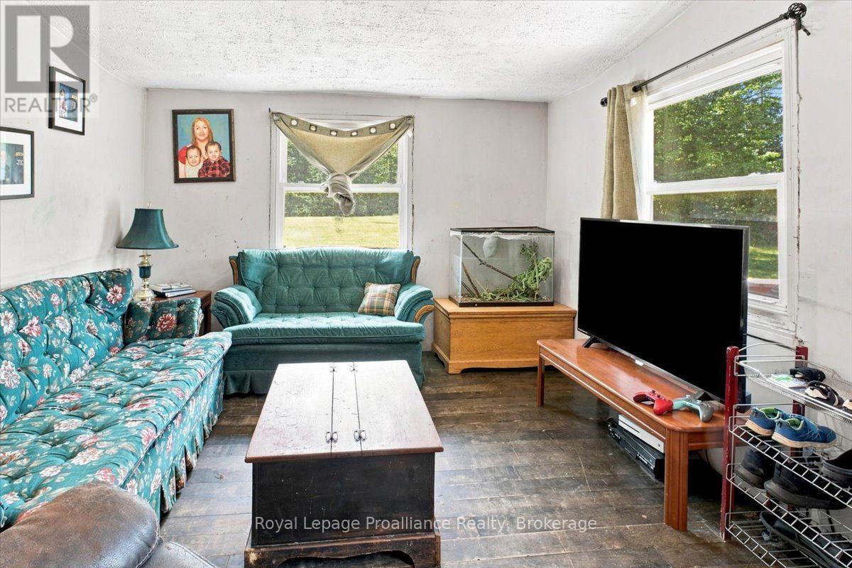 27 Hartin Road Property Photo 6