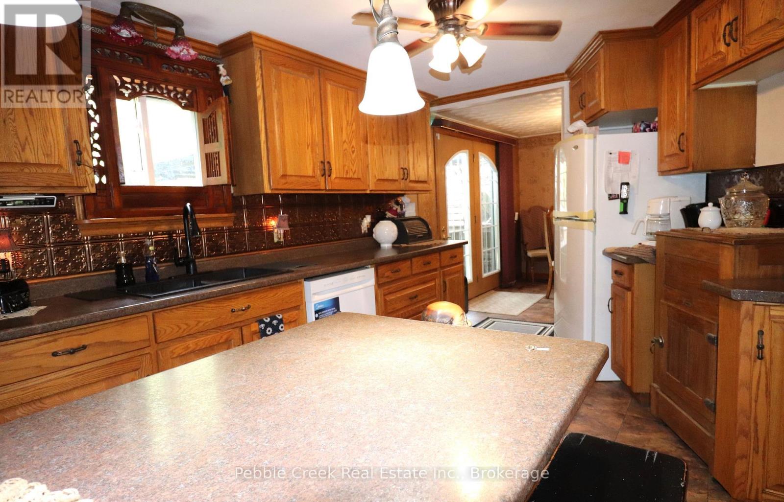 6 Garden Road Property Photo 11