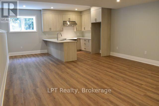 BASEMENT UNIT - 47 EAST STREET