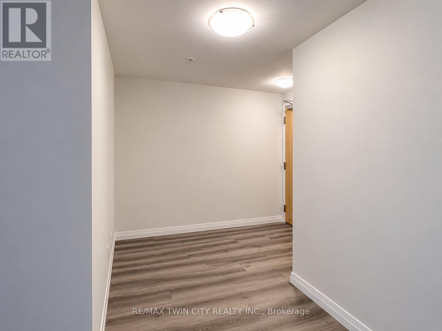1402 - 60 Charles Street W Property Photo 19