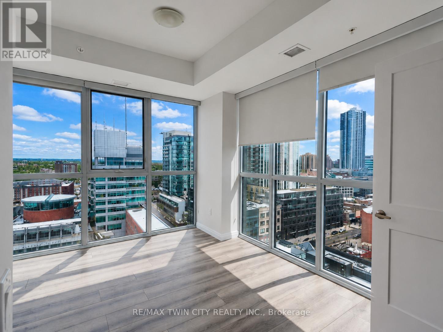 1402 - 60 Charles Street W Property Photo 25