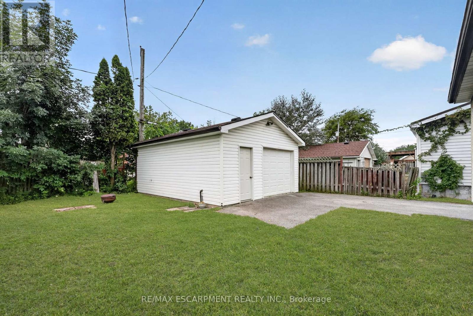 333 Simpson Avenue Property Photo 3