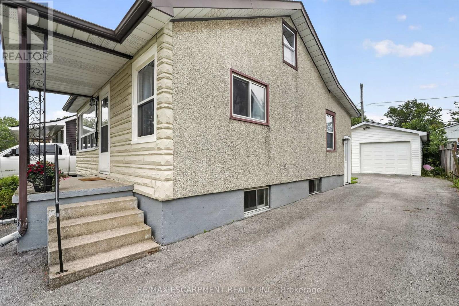 333 Simpson Avenue Property Photo 34