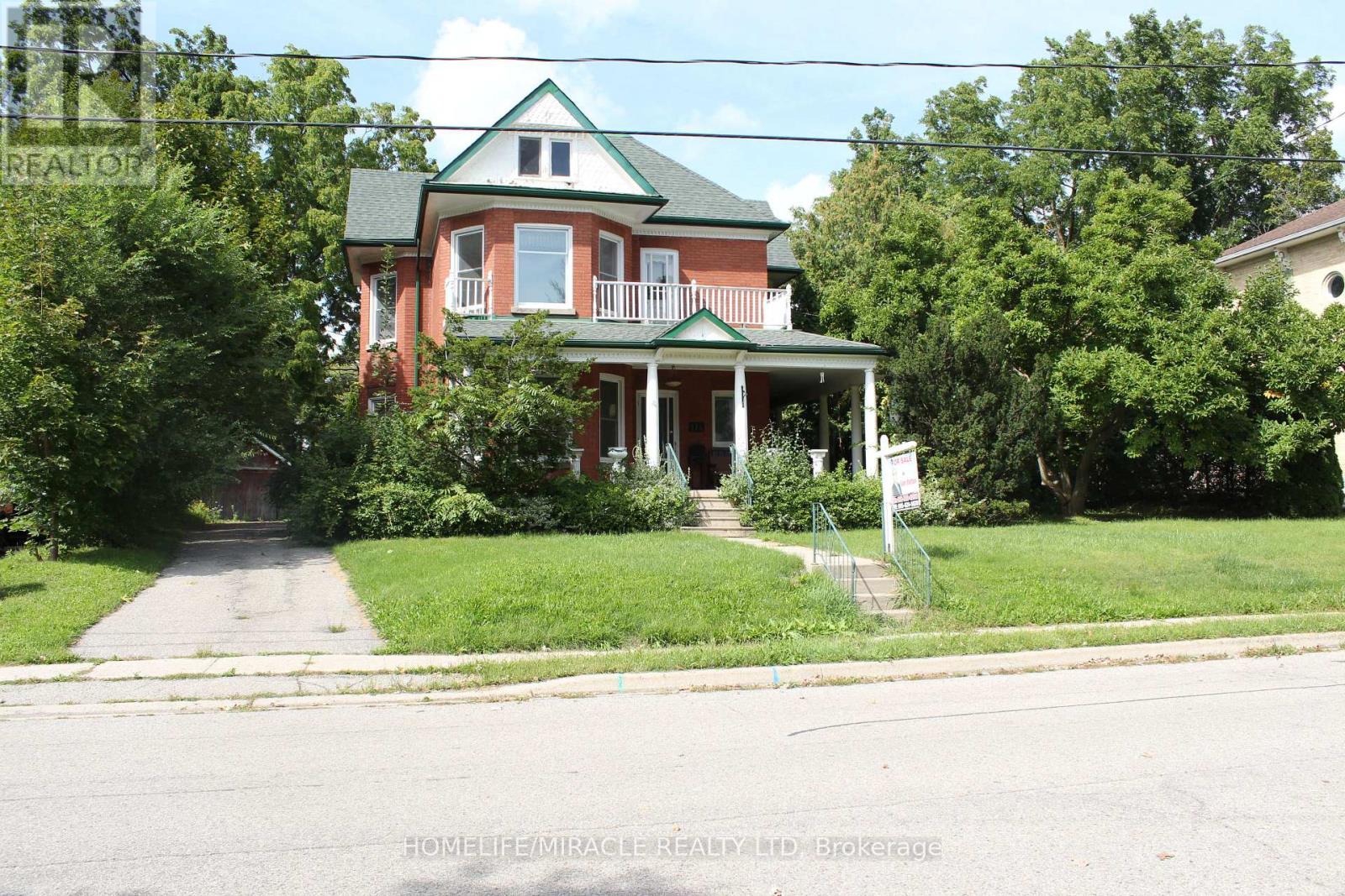 114 FRANCES STREET Property Photo 1