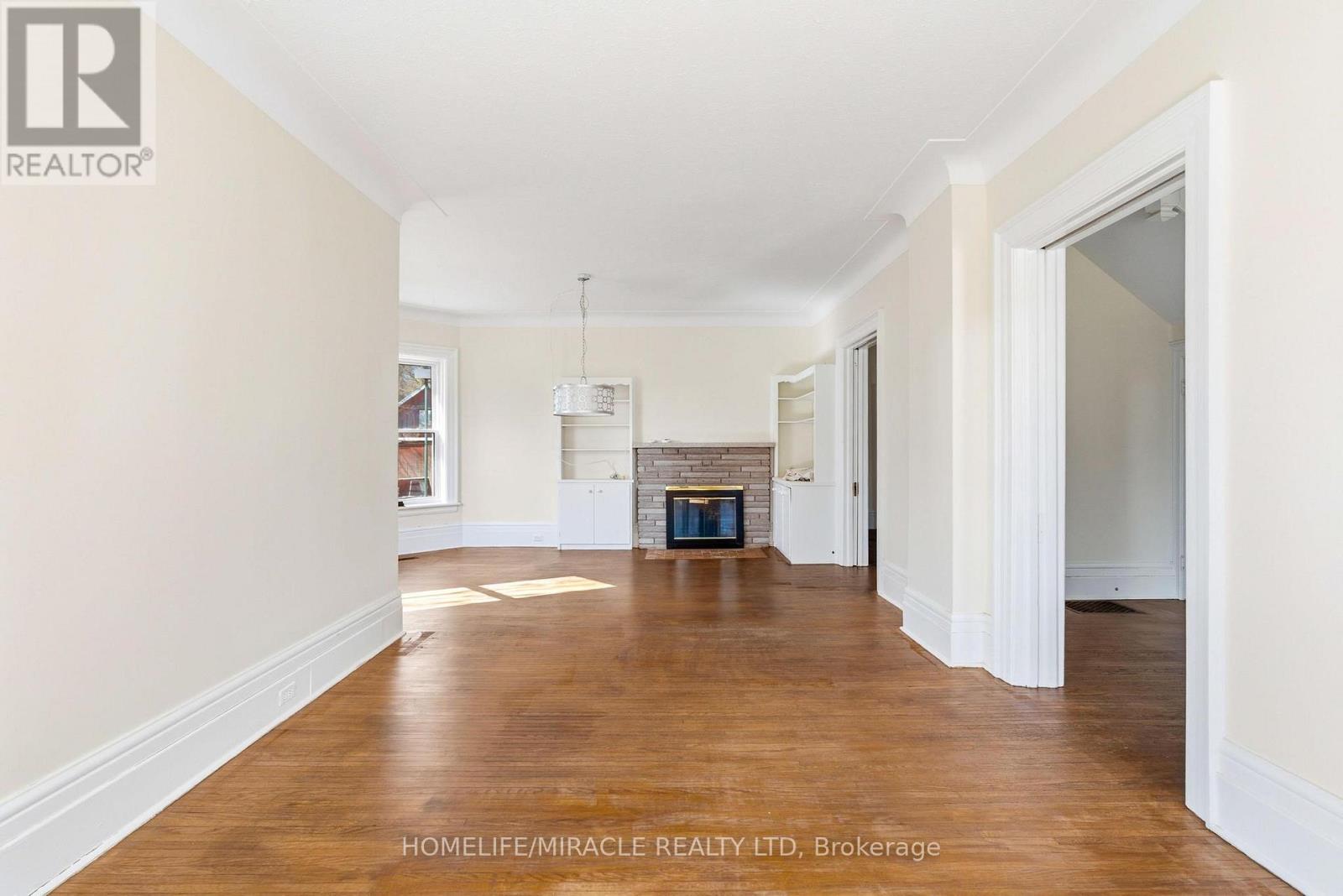114 Frances Street Property Photo 11