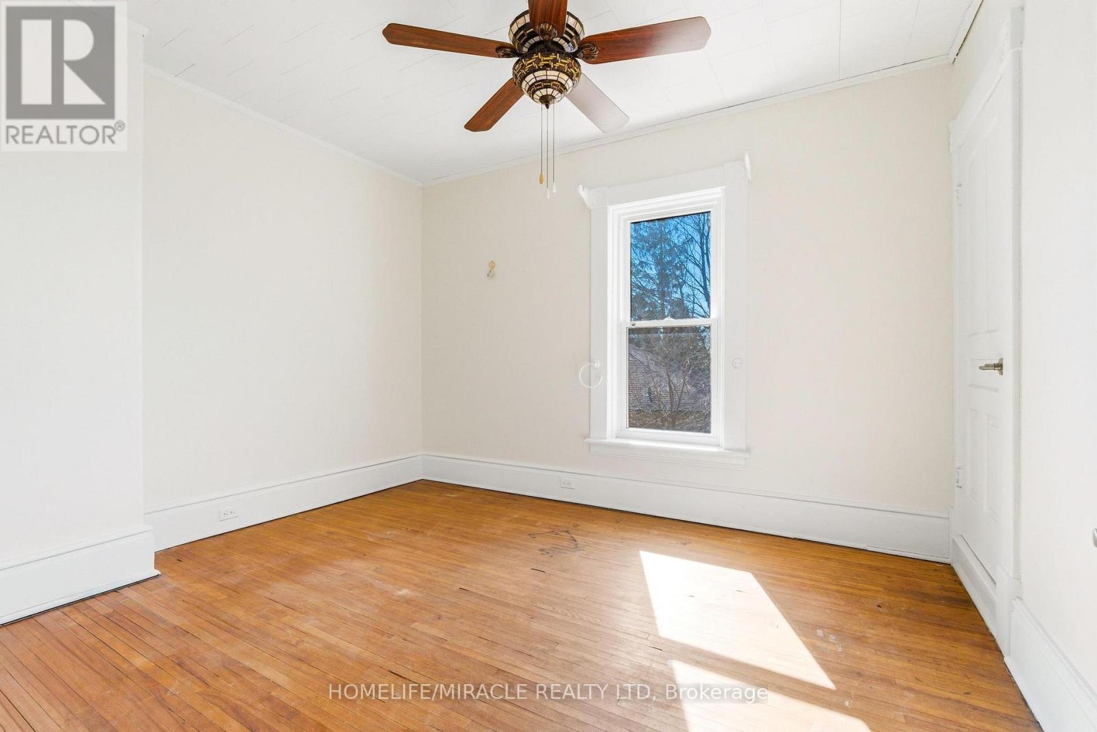 114 Frances Street Property Photo 27