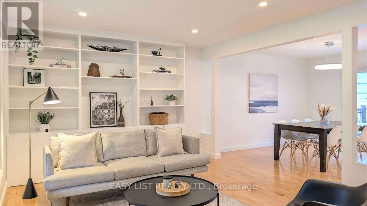 1895 Savoy Place Property Photo 3