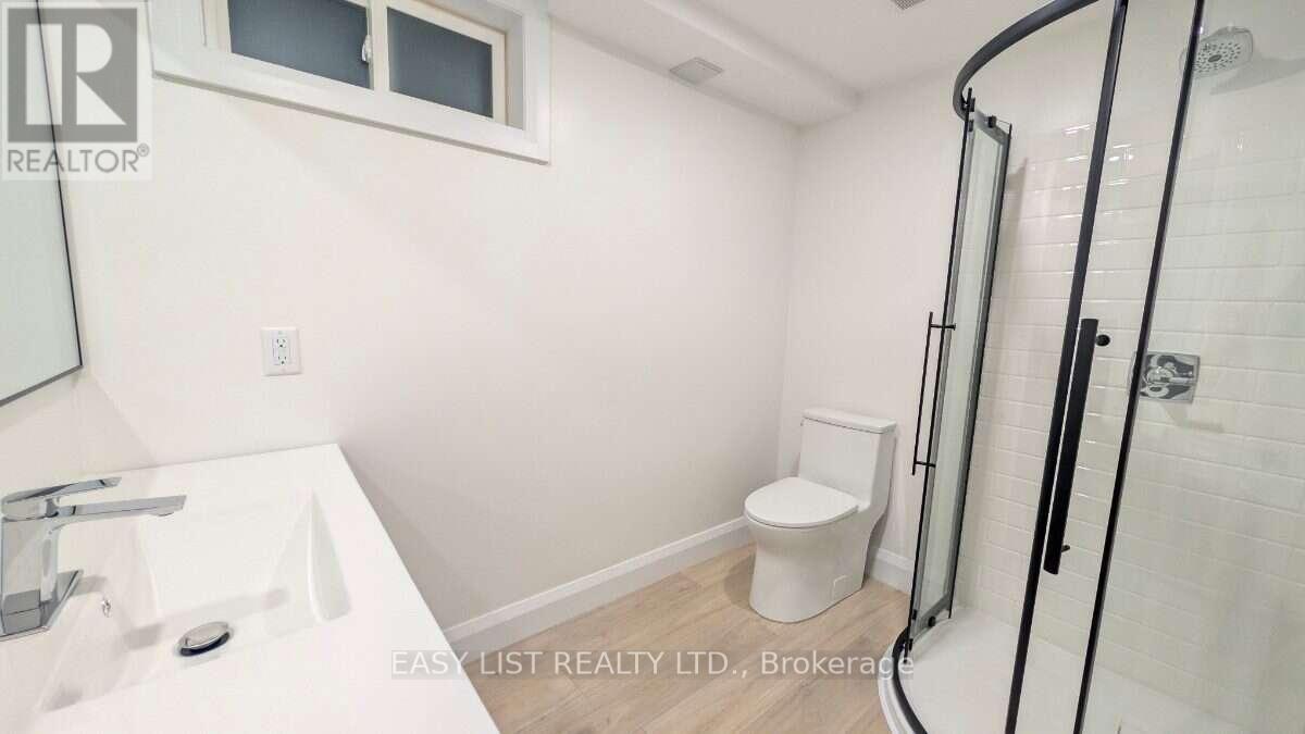 1895 Savoy Place Property Photo 35