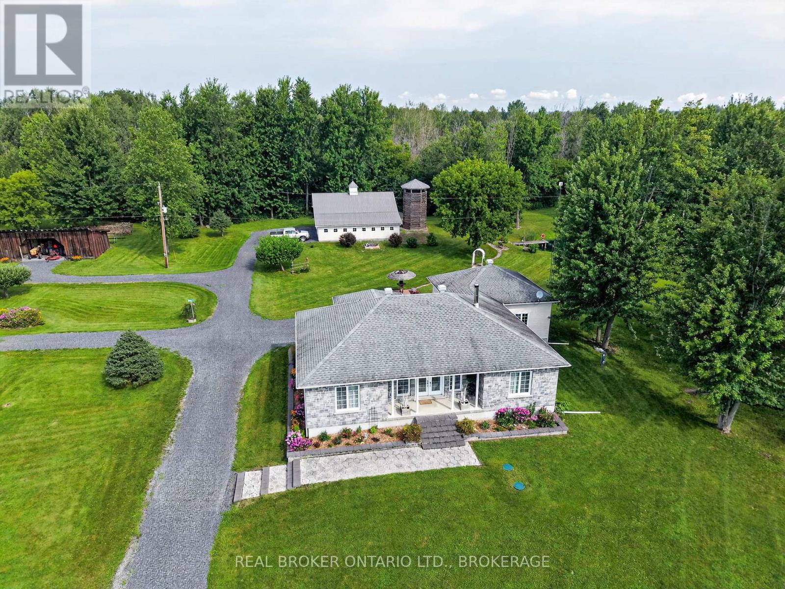 18523 Kenyon Conc Rd 1 Road Property Photo 1