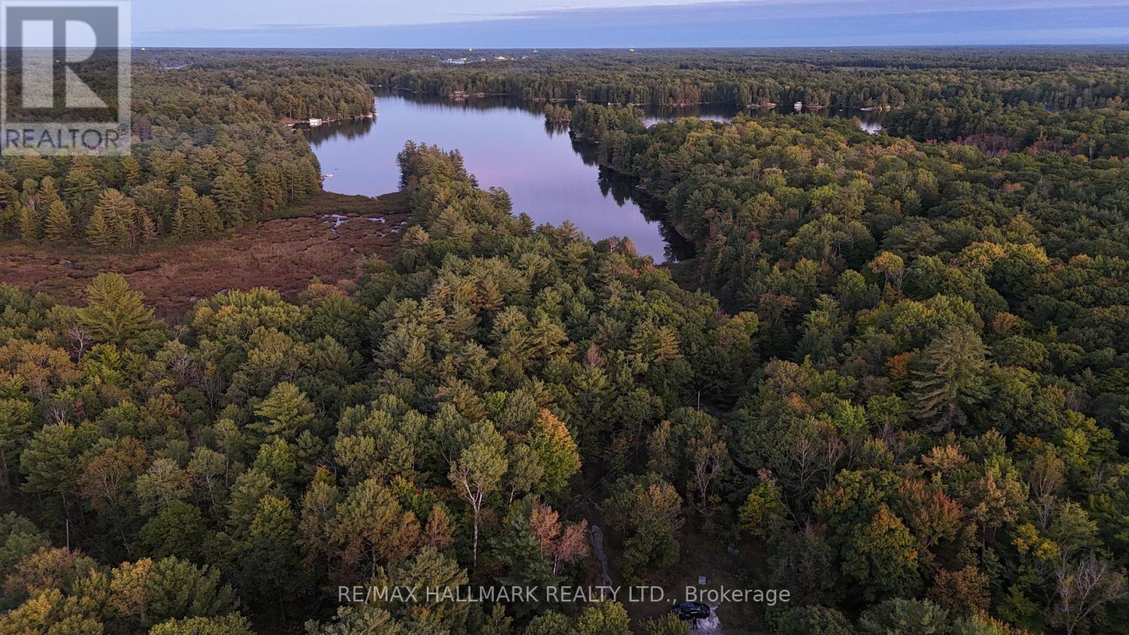 1039 Sniders Bay Road Property Photo 1