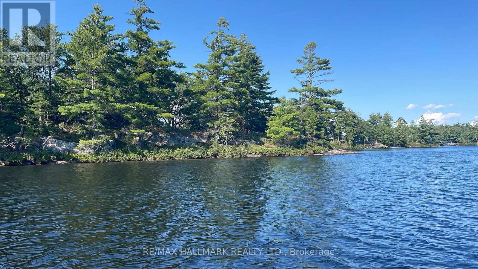 1039 Sniders Bay Road Property Photo 17