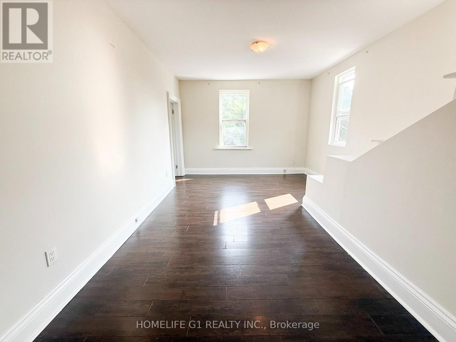 2 - 288 Hunter Street W Property Photo 3
