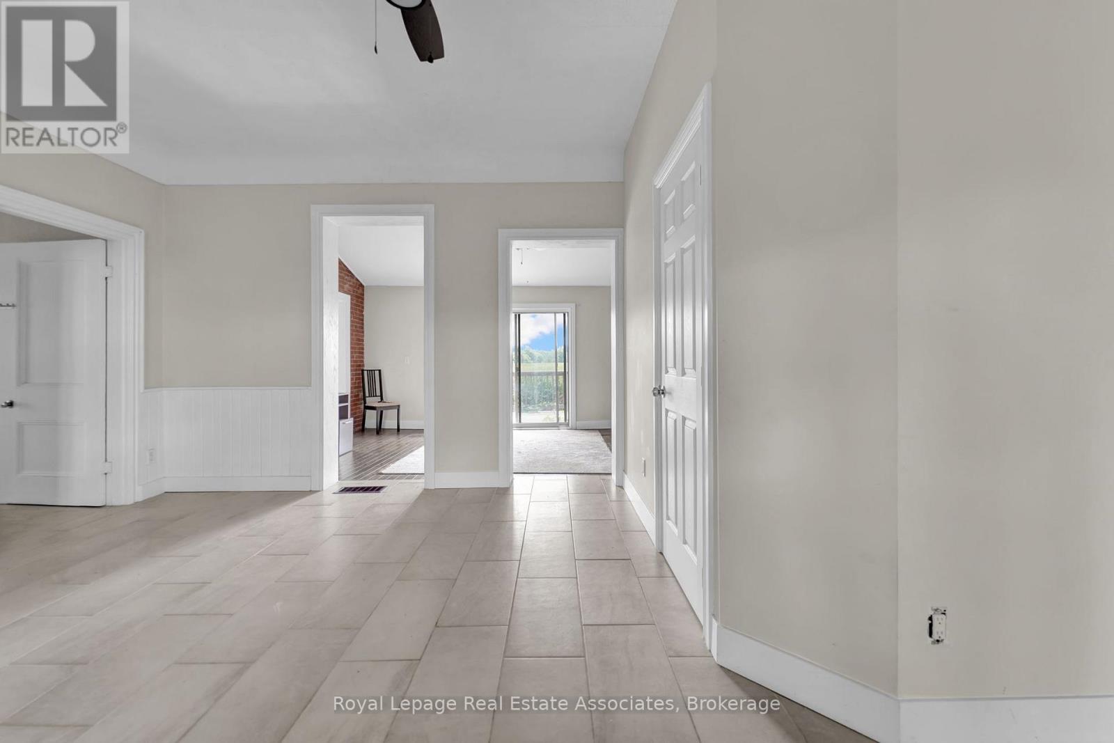 783 Highway 6 N Property Photo 9