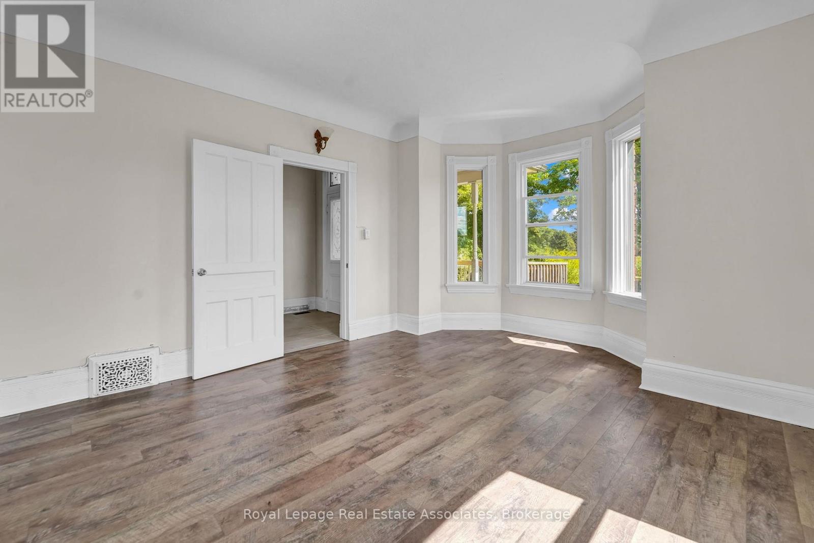 783 Highway 6 N Property Photo 18