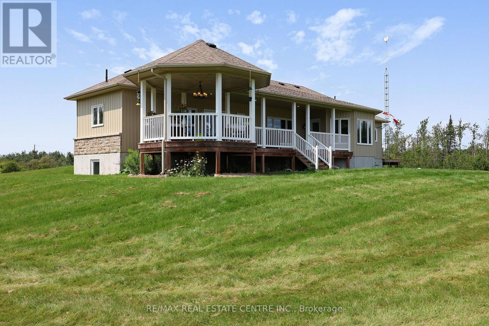 398019 5th Line Property Photo 45